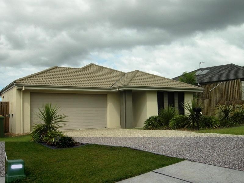 89 McAuley Parade, Pacific Pines QLD 4211