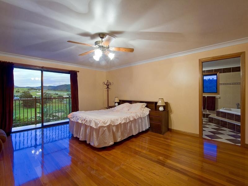 64 Gladrose Crescent, Wongawallan QLD 4210