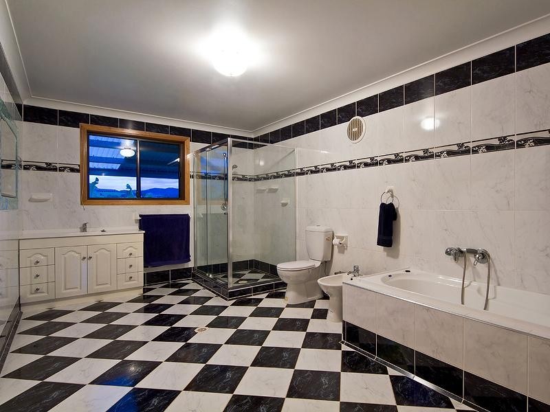 64 Gladrose Crescent, Wongawallan QLD 4210