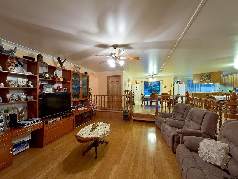 64 Gladrose Crescent, Wongawallan QLD 4210