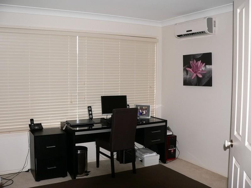 15 Pearson Close, Arundel QLD 4214