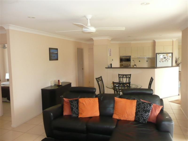 10 Mackellar Rise, Maudsland QLD 4210