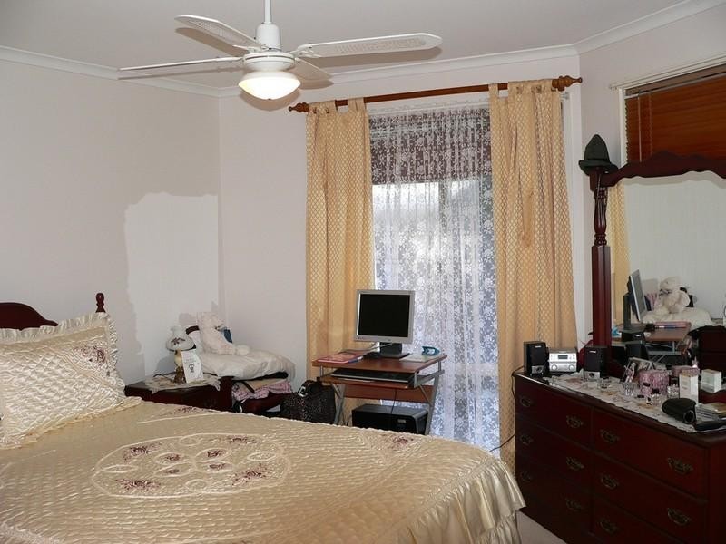 7 Avon Court, Pacific Pines QLD 4211