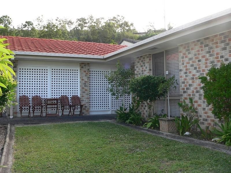 7 Avon Court, Pacific Pines QLD 4211