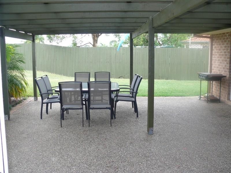 10 Sutton Court, Parkwood QLD 4214