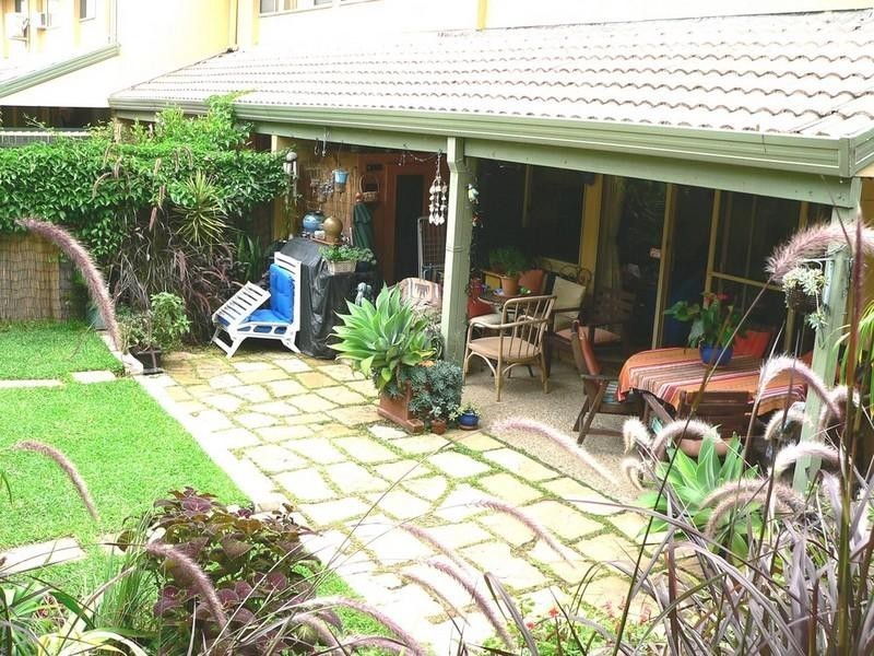 3/469 Pine Ridge Road, Runaway Bay QLD 4216