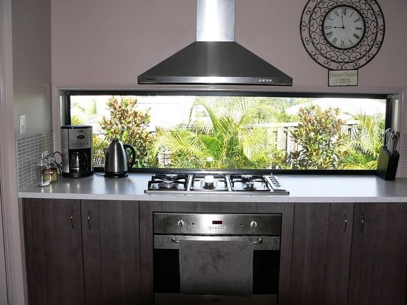 14 Wellers Street, Pacific Pines QLD 4211