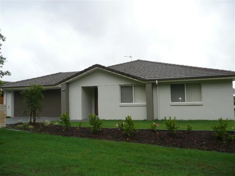 Pacific Pines QLD 4211