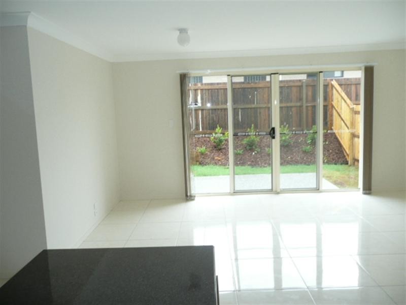 Pacific Pines QLD 4211