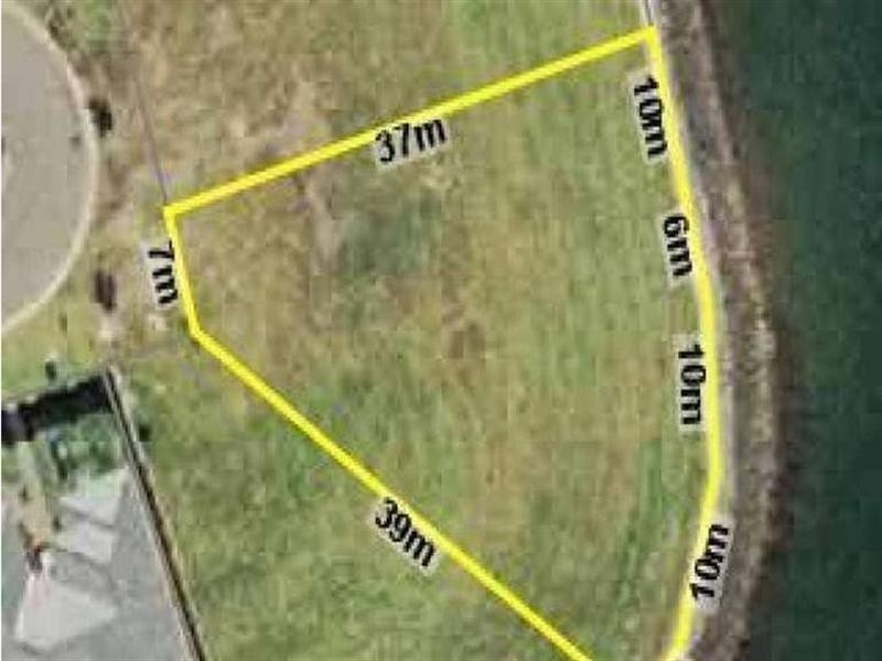 27 Ferrymans Court, Helensvale QLD 4212