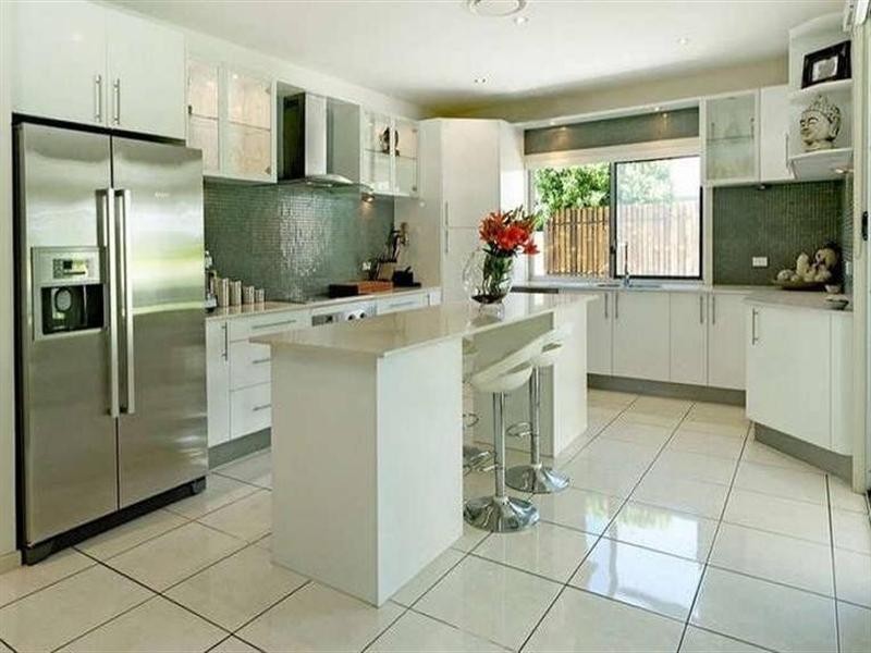 27 The Close, Helensvale QLD 4212