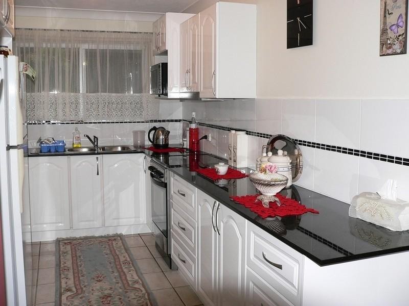 4/19 Huth Street, Labrador QLD 4215