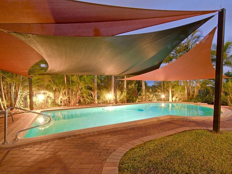 2 Urangan Court, Helensvale QLD 4212