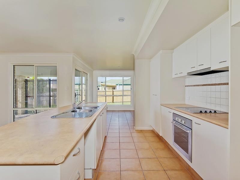 4 Ridgecrop Street, Upper Coomera QLD 4209