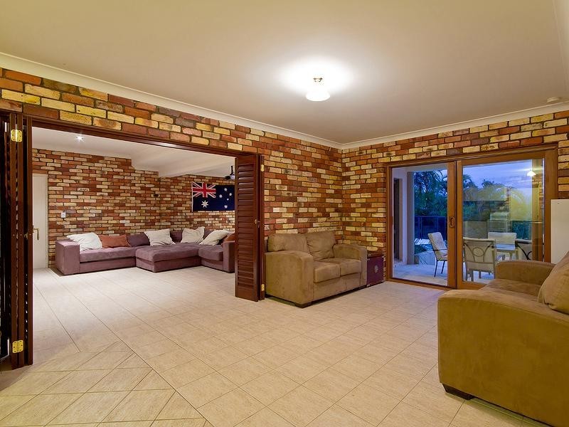 18 Grosvenor Court, Worongary QLD 4213