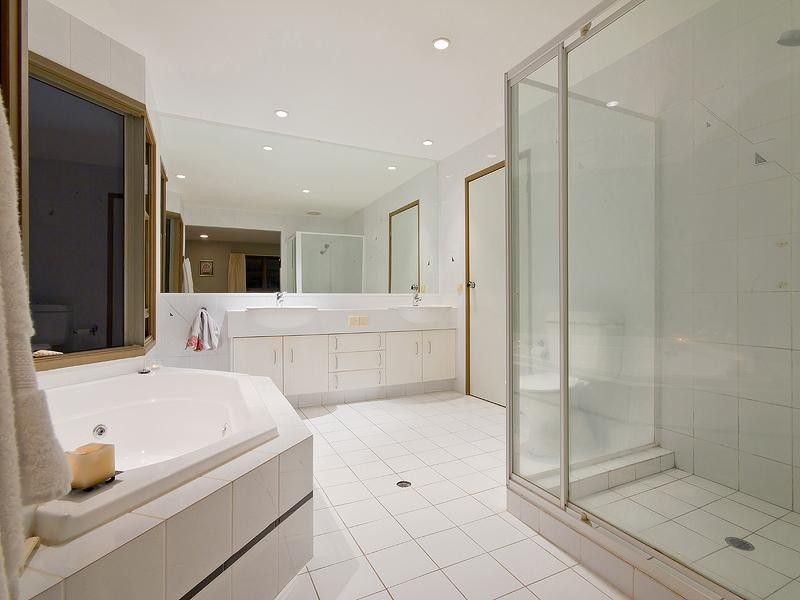 18 Grosvenor Court, Worongary QLD 4213