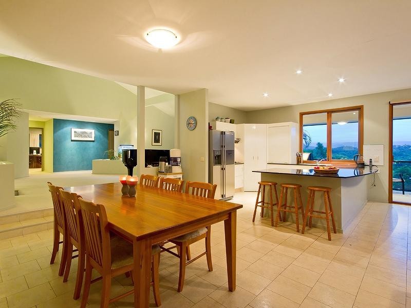 18 Grosvenor Court, Worongary QLD 4213