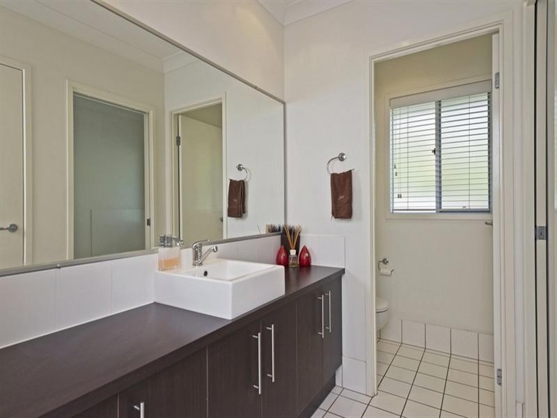 18 Boambillee Drive, Coomera QLD 4209