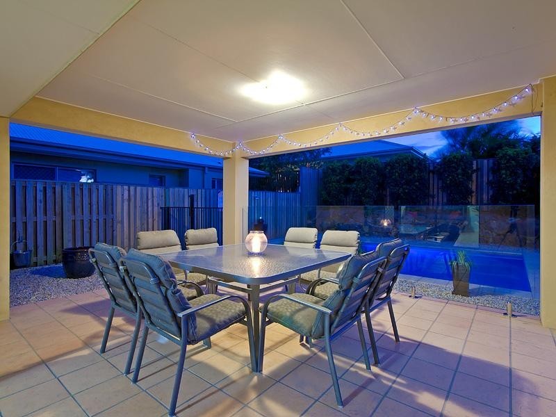 39 Regatta Avenue, Oxenford QLD 4210