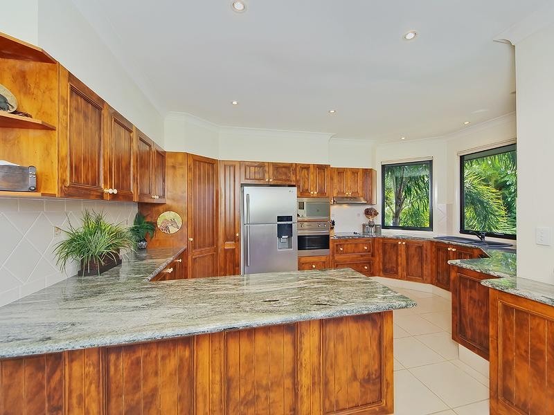 Wongawallan QLD 4210