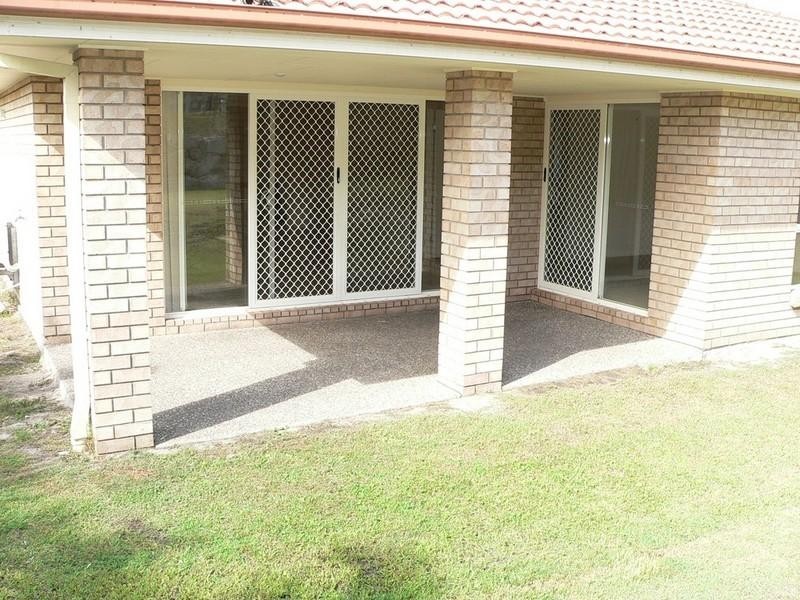16 Witheren Circuit, Pacific Pines QLD 4211