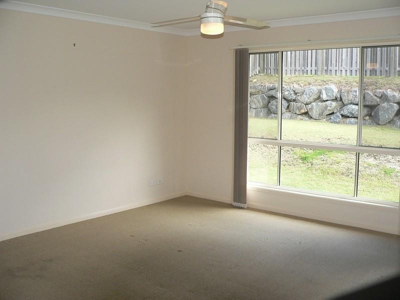 16 Witheren Circuit, Pacific Pines QLD 4211