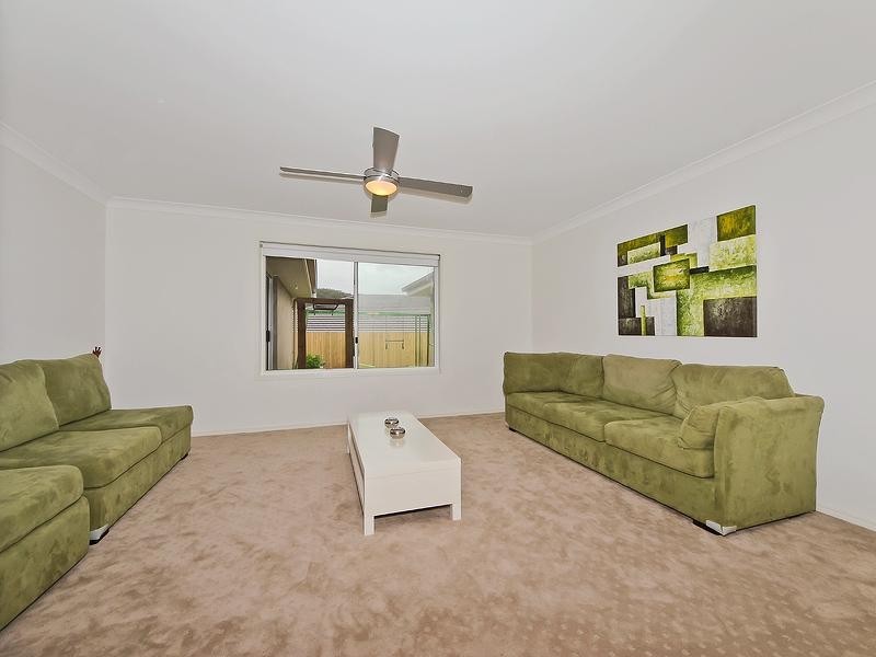 30 Macleay Circuit, Upper Coomera QLD 4209