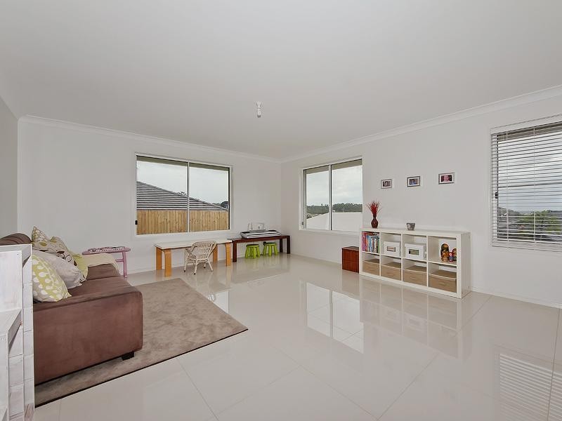 30 Macleay Circuit, Upper Coomera QLD 4209