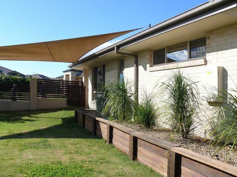 1/1 Clay Court, Pimpama QLD 4209