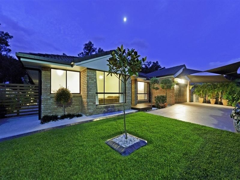 15 Waverley Park Close, Oxenford QLD 4210