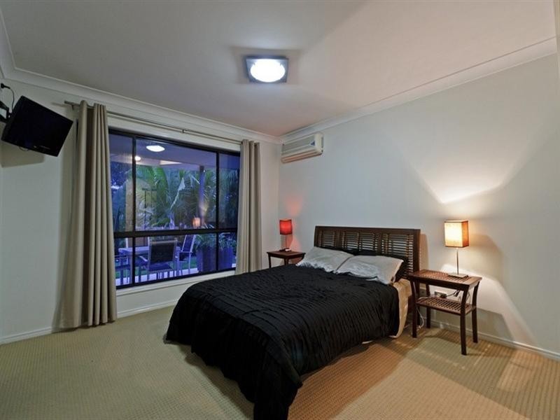 15 Waverley Park Close, Oxenford QLD 4210