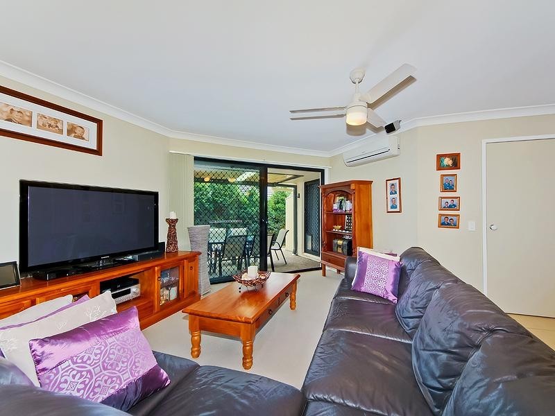 2/4 Candlebark Circuit, Upper Coomera QLD 4209