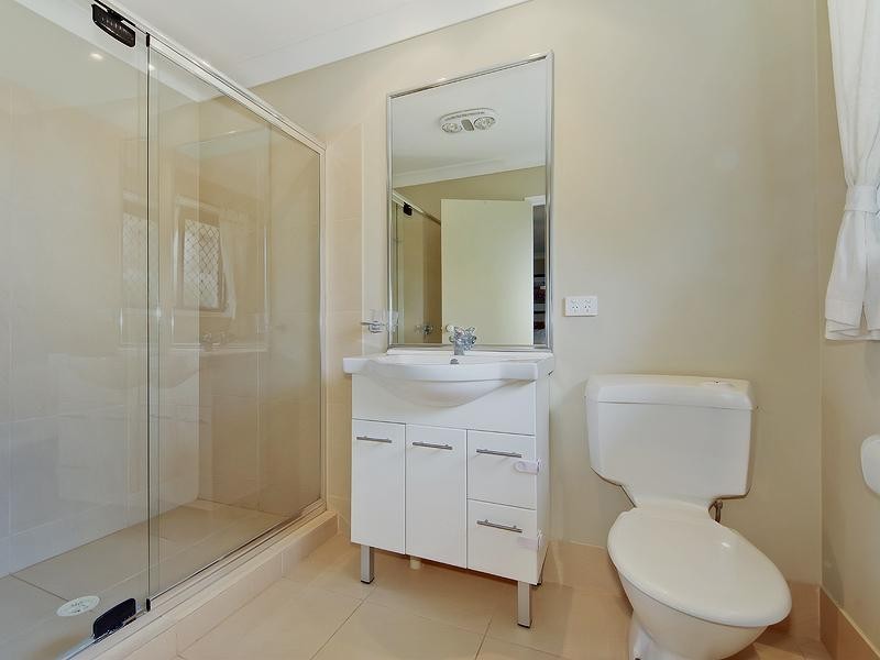 2/4 Candlebark Circuit, Upper Coomera QLD 4209