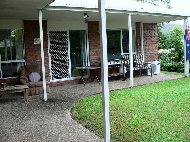 1 Hart Street, Upper Coomera QLD 4209