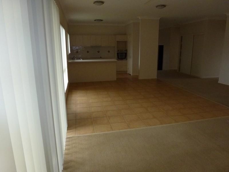 29 Bluetail Crescent, Upper Coomera QLD 4209