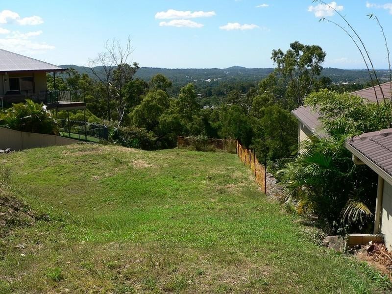 39 Tara Vista Boulevard, Highland Park QLD 4211