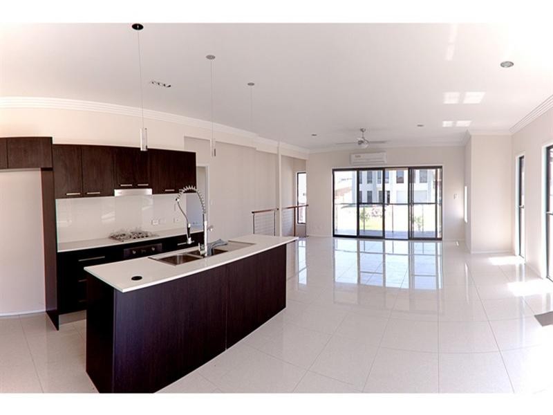 32 Warrandyte Street, Upper Coomera QLD 4209