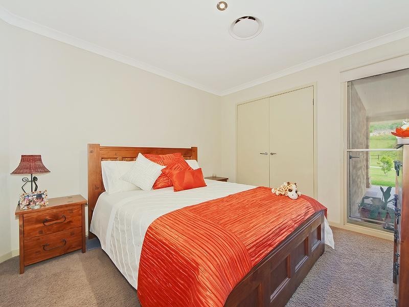 10 Creek Flat Road, Mount Nathan QLD 4211