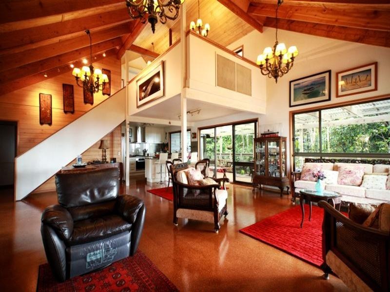 4 Maple Court, Beechmont QLD 4211