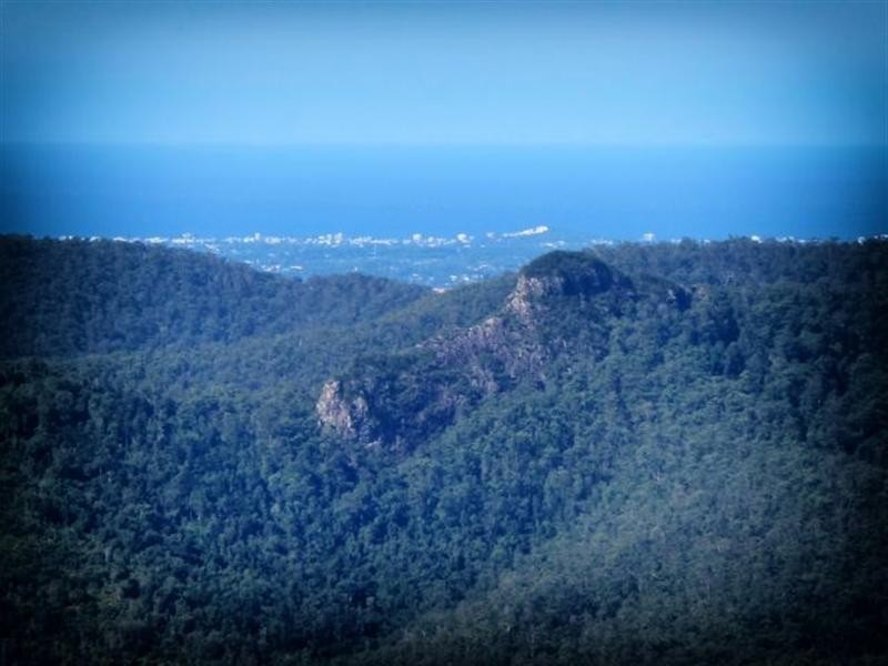 4 Maple Court, Beechmont QLD 4211