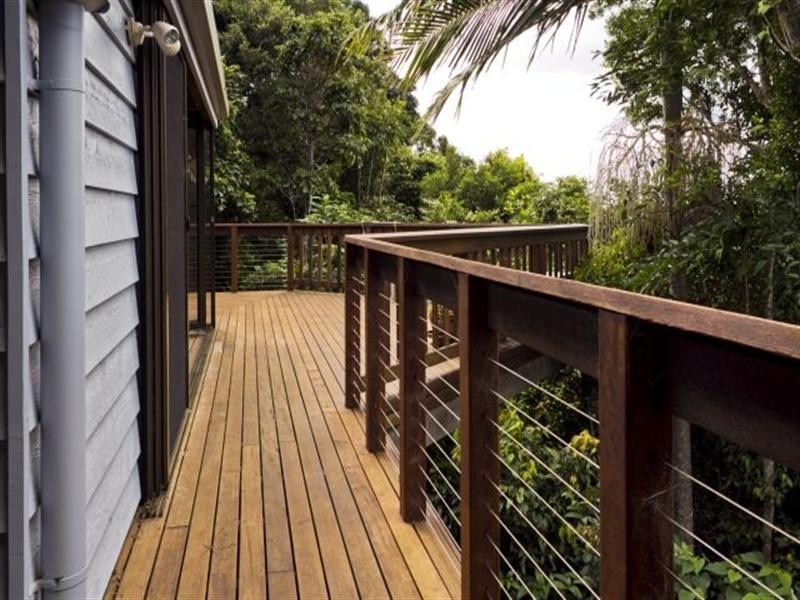 4 Maple Court, Beechmont QLD 4211