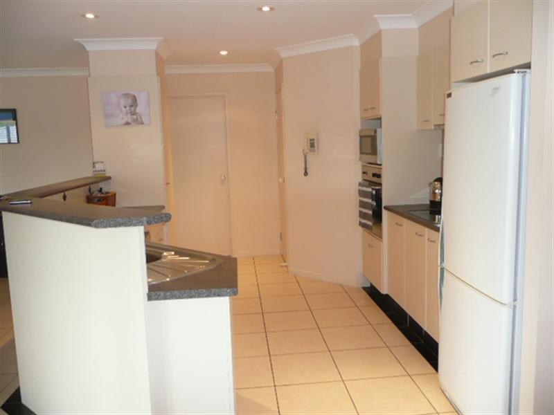 10 Mackellar Rise, Maudsland QLD 4210