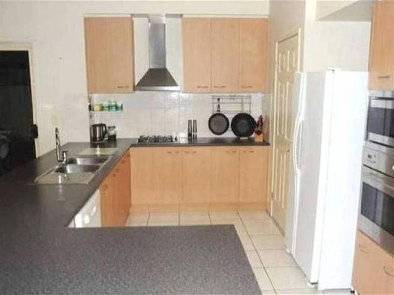 22 Audrey Avenue, Helensvale QLD 4212