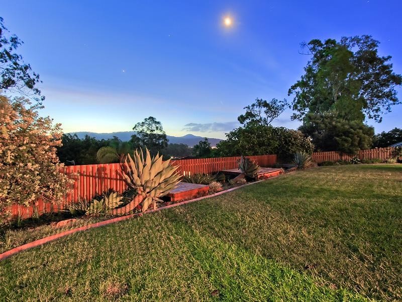 44 Oregon Way, Oxenford QLD 4210