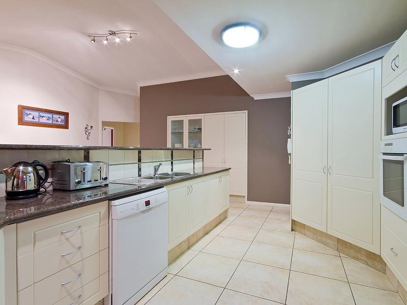 44 Oregon Way, Oxenford QLD 4210