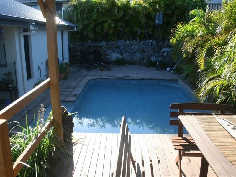 33 Gerard Street, Pacific Pines QLD 4211