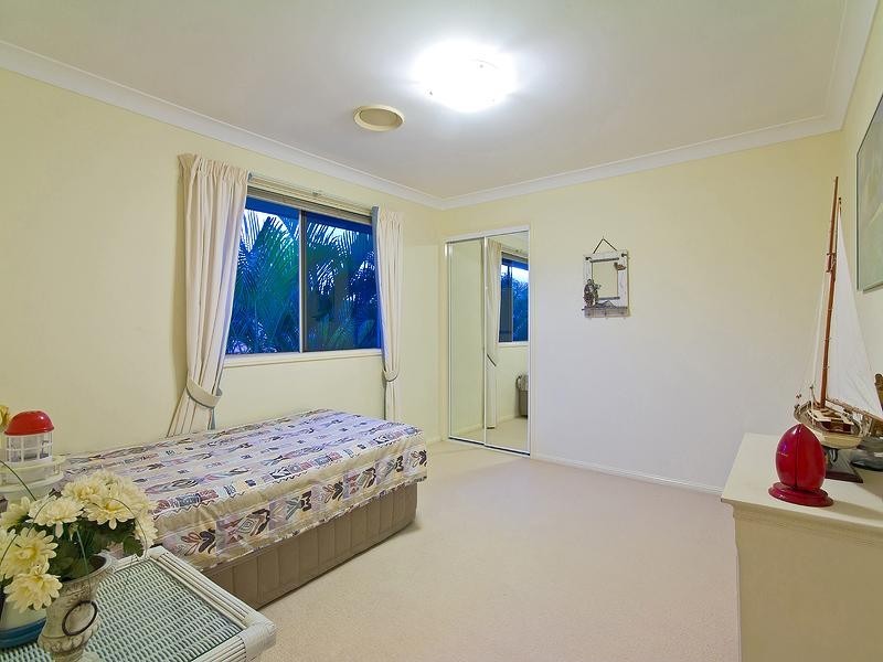 38 Brittany Drive, Oxenford QLD 4210