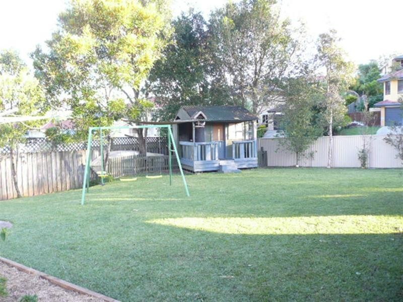 9 Rarotonga Rise, Pacific Pines QLD 4211