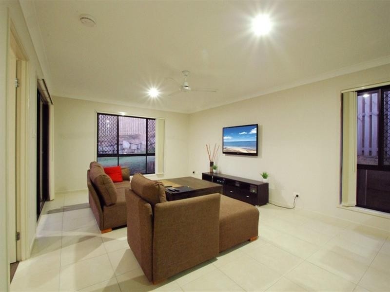 59 Manning Circuit, Pacific Pines QLD 4211