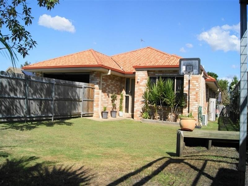 8 Bedroff Street, Upper Coomera QLD 4209